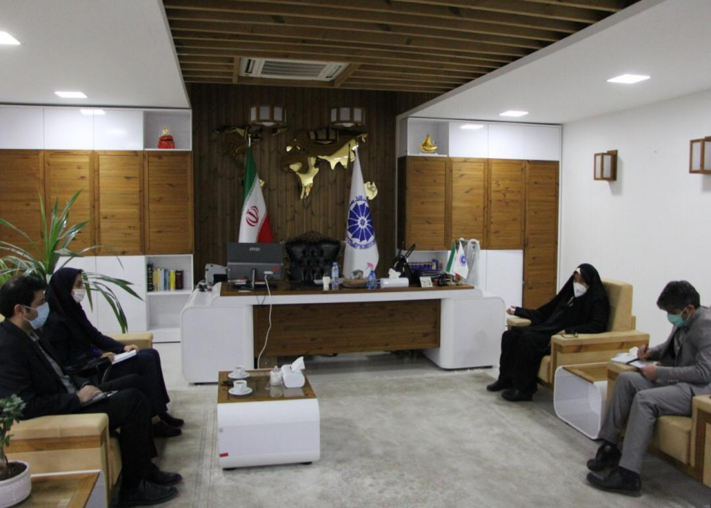 نشست توجیهی طرح ملی مشاغل خانگی خوزستان با اتاق بازرگانی اهواز
