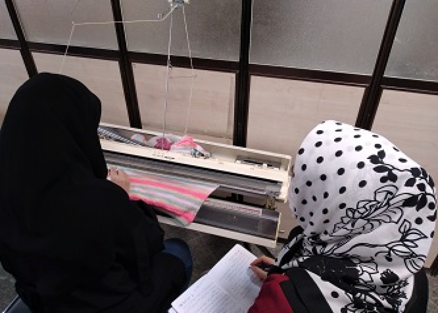 برگزاري كارگاه آموزشي لباس بافت زمستاني در راستاي اجراي طرح ملي مشاغل خانگي در استان مركزي