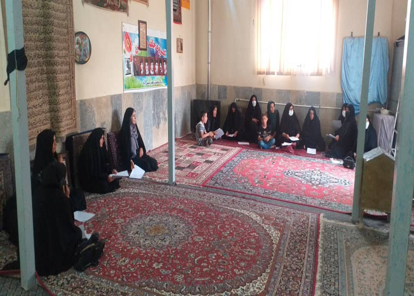 برگزاری کارگاه آموزشی نخ‌ریسی  در روستای عیسی‌آباد از توابع شهرستان فارسان