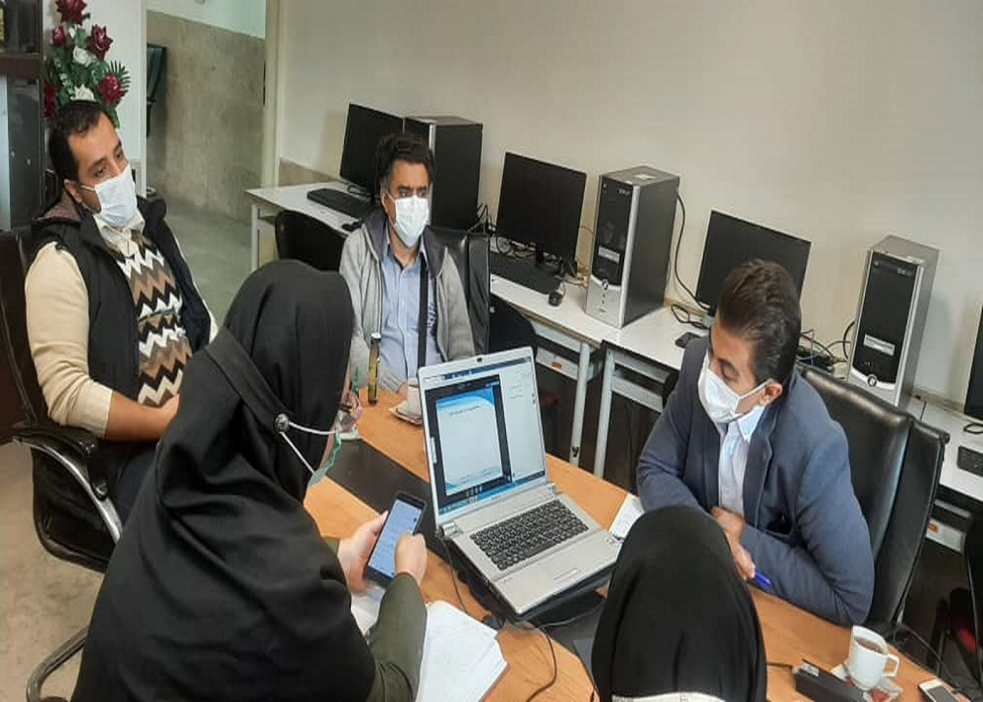 حضور استارتاپهای هوشمند کسب و کار های بومی و روستانی در پهنه شرقی استان تهران