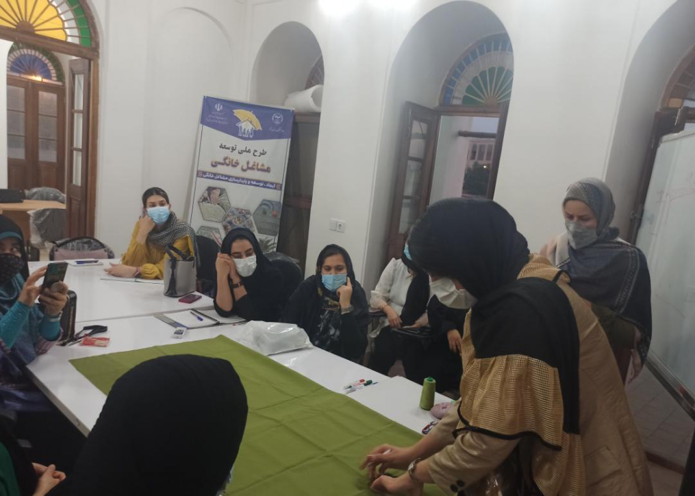 اولین دوره کلاس خیاطی بدون الگو در بوشهر