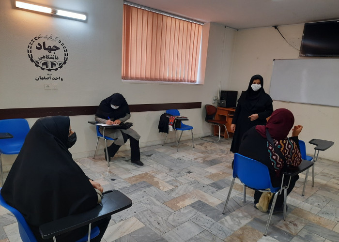 برگزاری دوره آموزش بافت گلیم در اصفهان