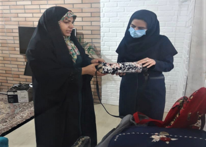 بازدید مدیر اجرایی طرح توسعه مشاغل خانگی خوزستان از کارگاه کیف و کوله ملیکا اهواز