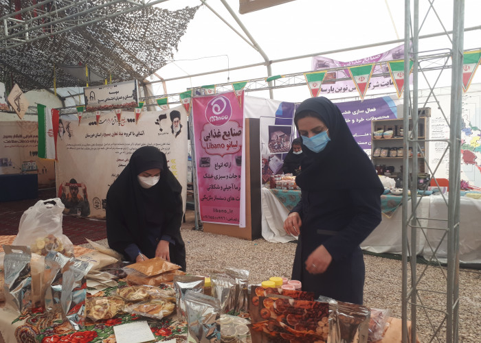 بازدید مدیر اجرایی طرح توسعه مشاغل خانگی خوزستان از نمایشگاه تولیدات خانگی اهواز