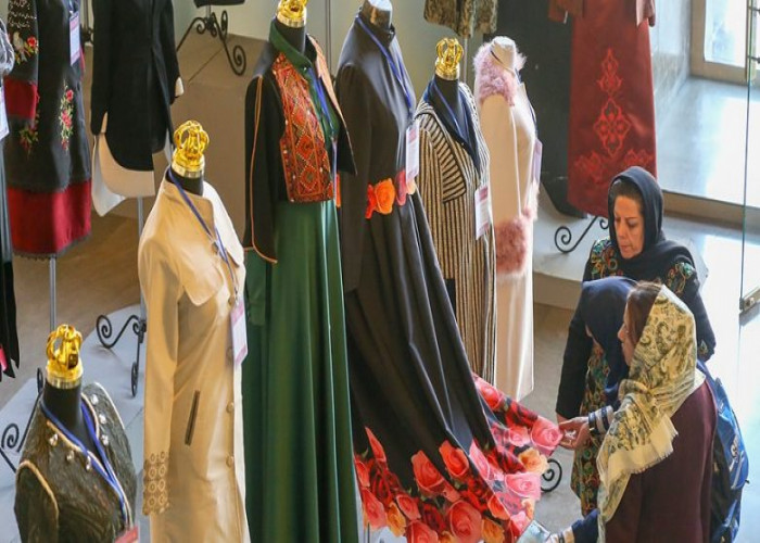 آمادگی طراحان حرفه ای پارچه و لباس برای همکاری با شبکه پوشاک خوزستان