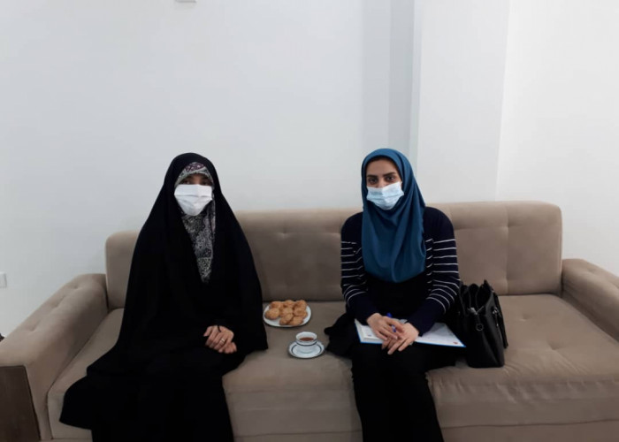 بازدید مدیر اجرایی طرح مشاغل خانگی خوزستان از وضعیت نیروی کار مجموعه "مامک" اهواز