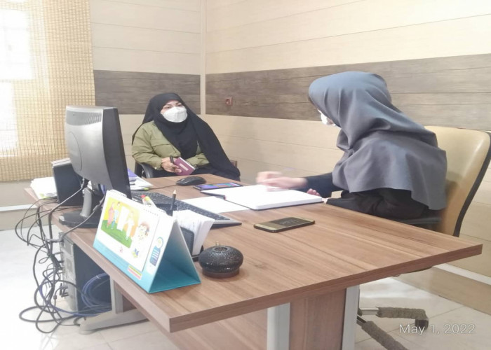 نشست مدیراجرایی طرح مشاغل خانگی خوزستان با مدیر یک شرکت استارتاپی برگزار شد: "خانه گردون"؛ ایده ای برای اتصال میز کاری زنان به اقتصاد ملی