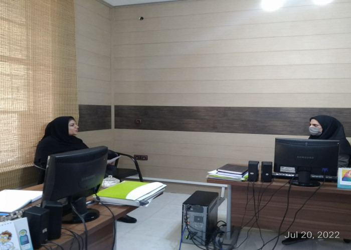 تأکید مدیر اجرایی طرح ملی مشاغل خانگی خوزستان بر ایجاد شبکه قوی پوشاک در اندیمشک