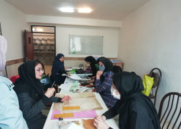 برگزاری کارگاه تخصصی تولیدات چرم دست دوز در استان آذربایجان شرقی