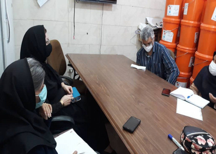 مشاوره تخصصی به متقاضیان طرح ملی مشاغل خانگی فرش توسط مدیر اجرایی در جهاددانشگاهی کرمان