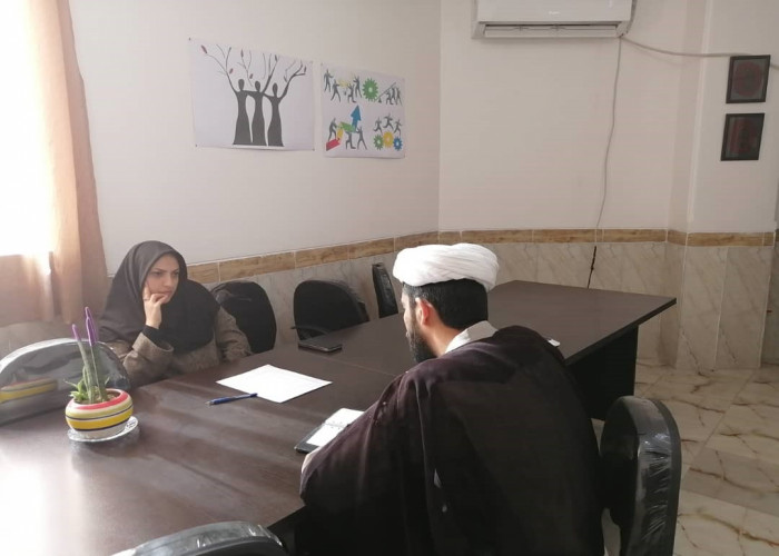 برگزاری جلساتی با نماینده طرح کرامت در زمینه حمایت و توسعه طرح ملی مشاغل خانگی در کرمان