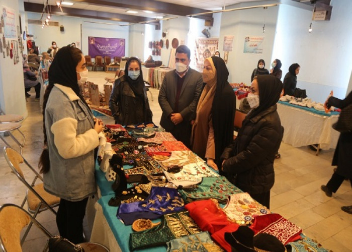 سومین روز نمایشگاه طرح توسعه مشاغل خانگی در کردستان