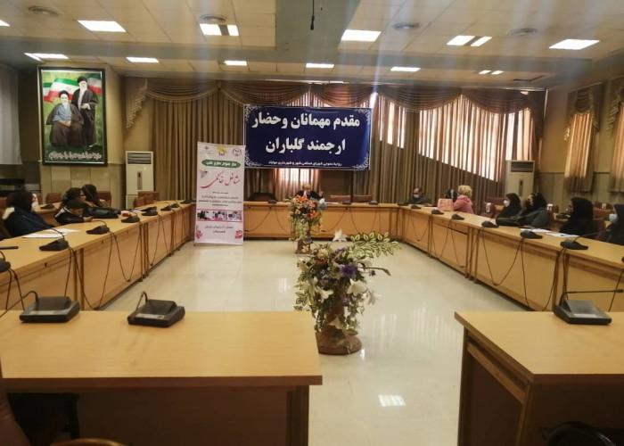 جلسه اتصال متقاضیان به پیشرانان مشاغل خانگی آذربایجان غربی در شهرستان مهاباد برگزار شد