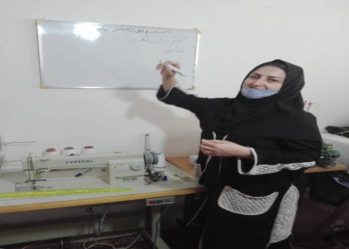 دیدار با کارآفرین و هنرمند ، سرکارخانم محترم عرب در دفتر جهاددانشگاهی شهرستان مرودشت استان فارس