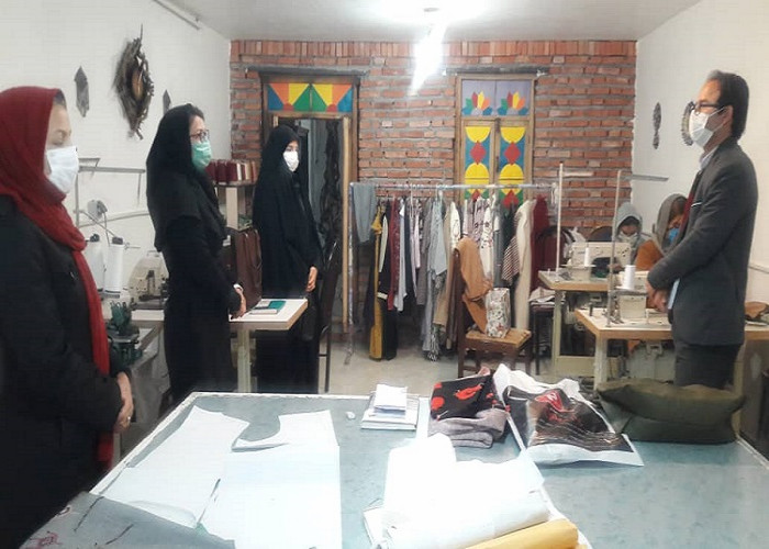 بازدید معاون آموزشی جهاددانشگاهی خراسان شمالی از تولیدی پوشاک ژیکال