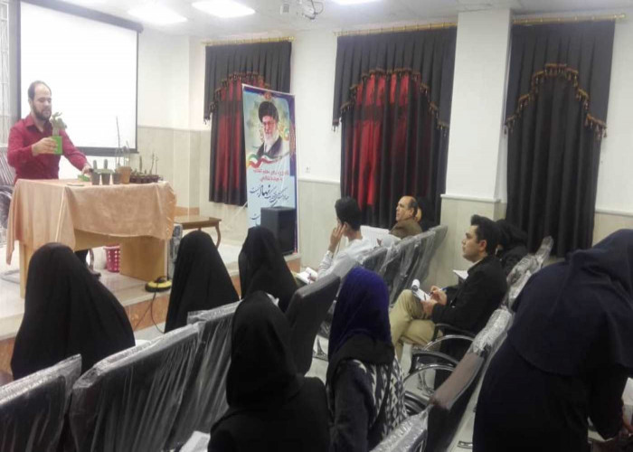 برگزاری دورۀ آموزشی تخصصی(عملی) پرورش کاکتوس طرح الگوی نوین مشاغل خانگی در جهاد دانشگاهی چهارمحال وبختیاری