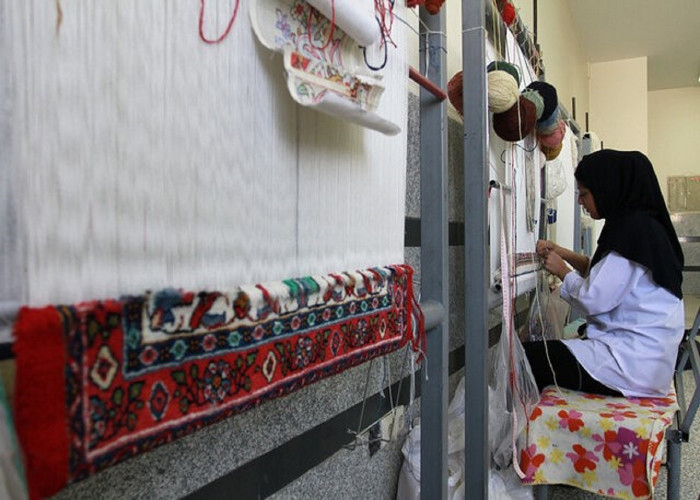 فعالیت ۶۰ هزار بافنده فرش در زنجان