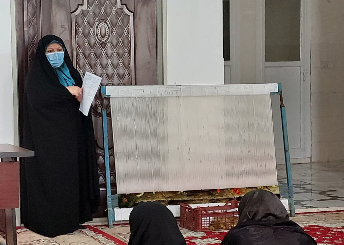 برگزاری اولین جلسه آموزشی قالیبافی در دندی (استان زنجان)
