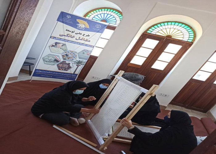 برگزاری دوره آموزشی گلیم بافی در بوشهر